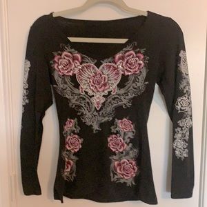Long sleeved top